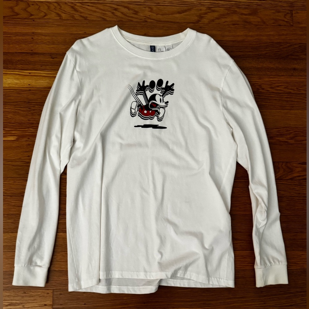 H&M Disney Mickey Long Sleeve White - size Medium